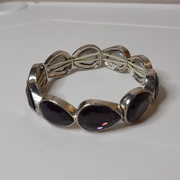 7 Inch Silver Tone And Dark Purple Glass Stretch Bracelet - Picture 2 of 9
